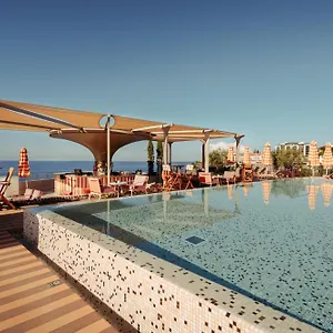 Next - By Savoy Signature Funchal